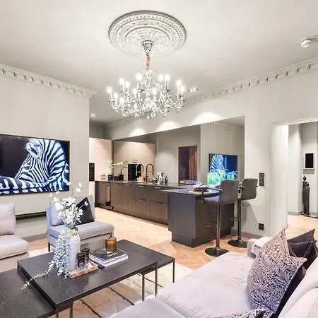 Keybutler Luxury Apartament *